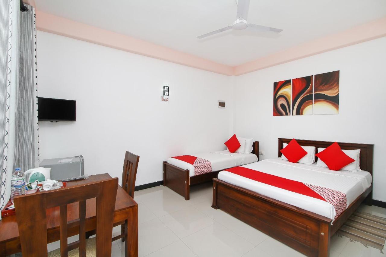 Lioni Holidays Villa Negombo Exterior foto